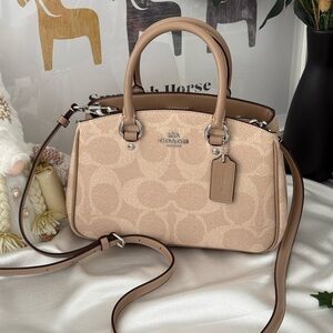 NWT Coach Savannah Small Carryall Satchel Bag CAL53 Signature Canvas Sand/Taupe